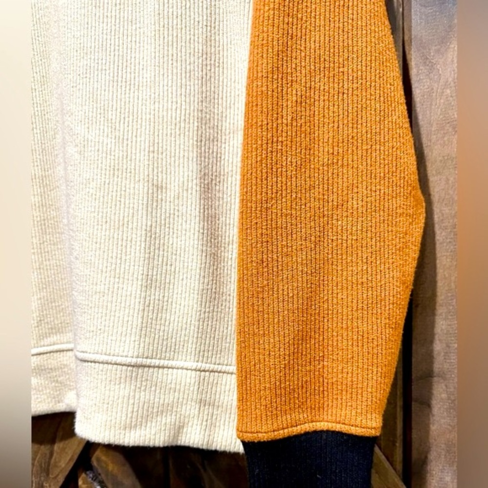 EUC Tru Lux Jeans Color Block Laced Neck Sweater Sz L - Picture 12 of 16